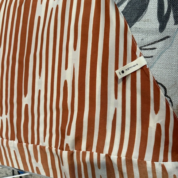 Wrap Around Halter Top - Picture 6 of 8